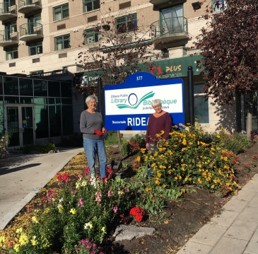 Coming soon: Green thumbs at work