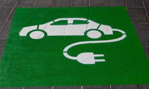 Electric vehicles are charging up road trips for Ottawa’s car-free community