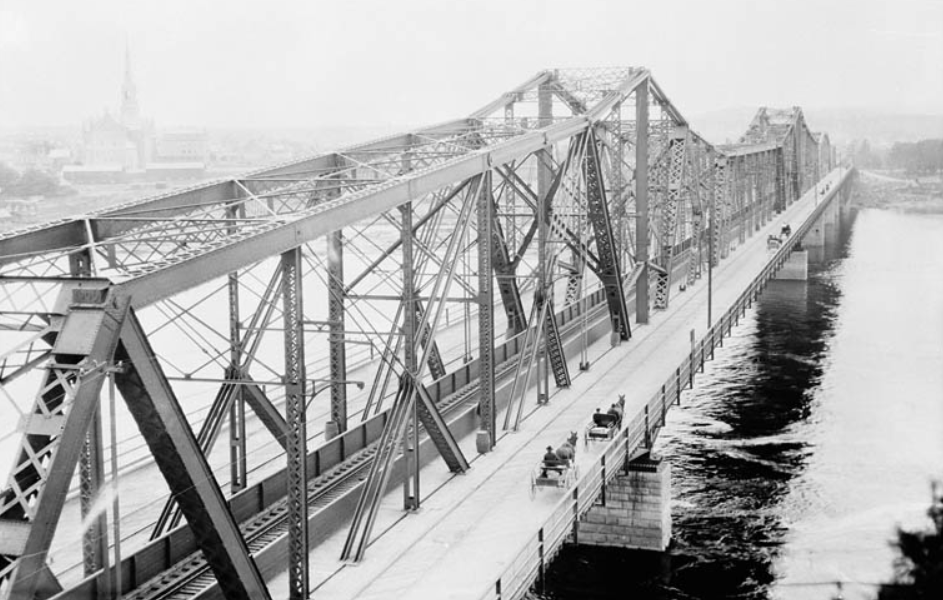 Lowertown’s Alexandra Bridge and its heritage